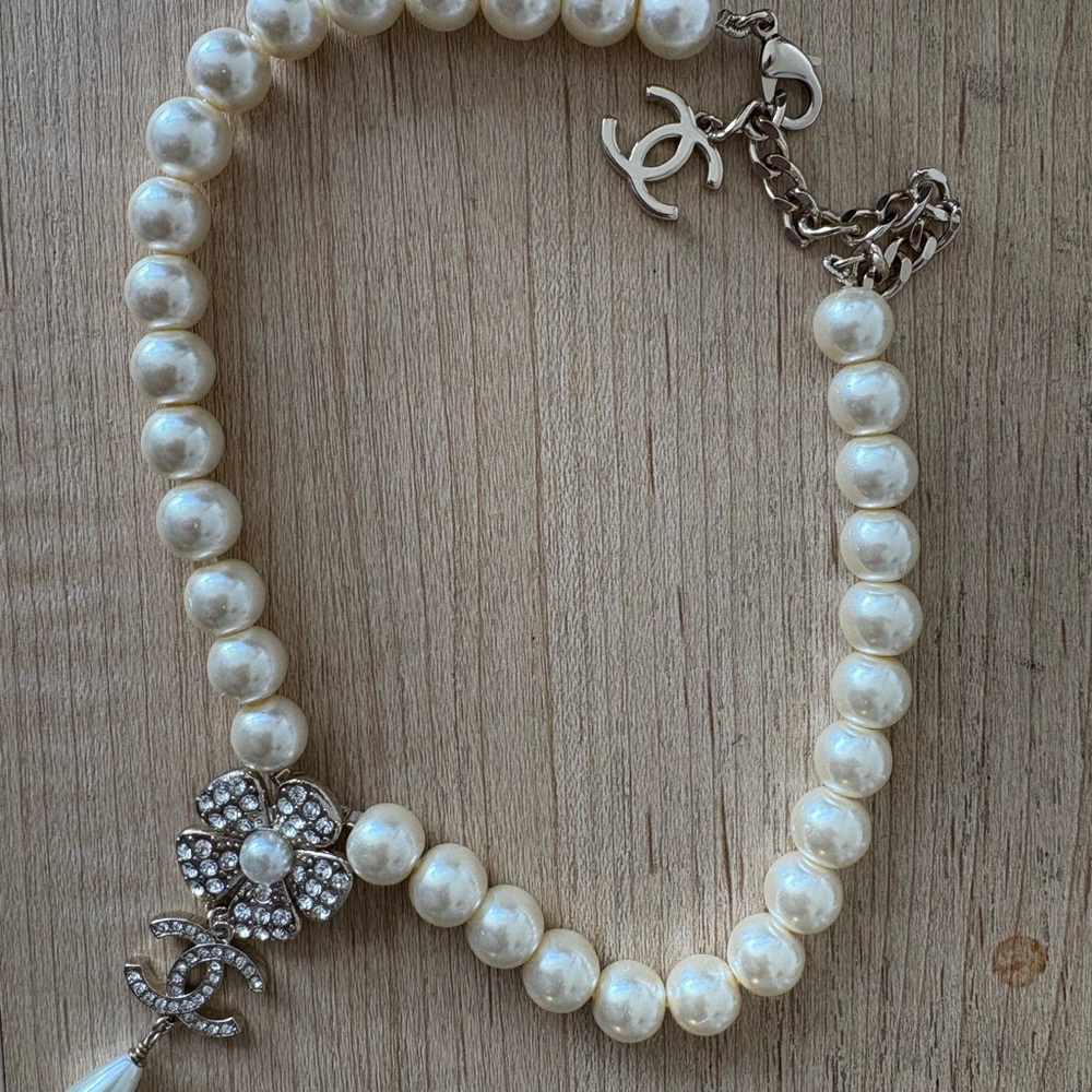 Chanel Vintage Pearl Necklace with Gold Accents
